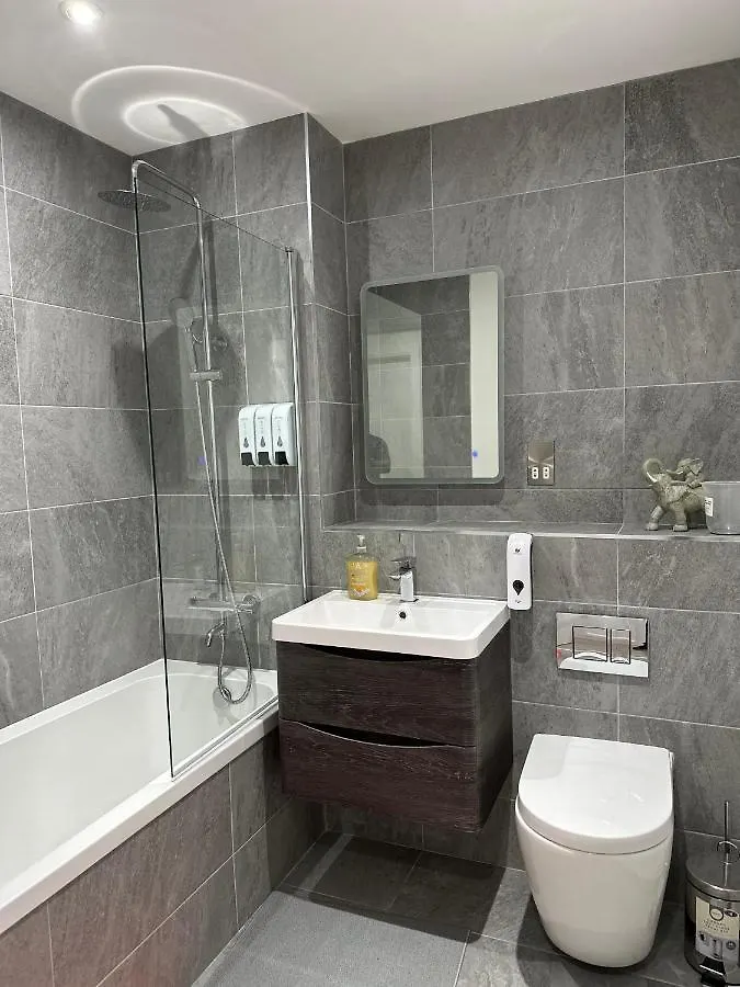 Aqua Dream Luxury Apartment-Coyles Place At Portland 88 Belfast
