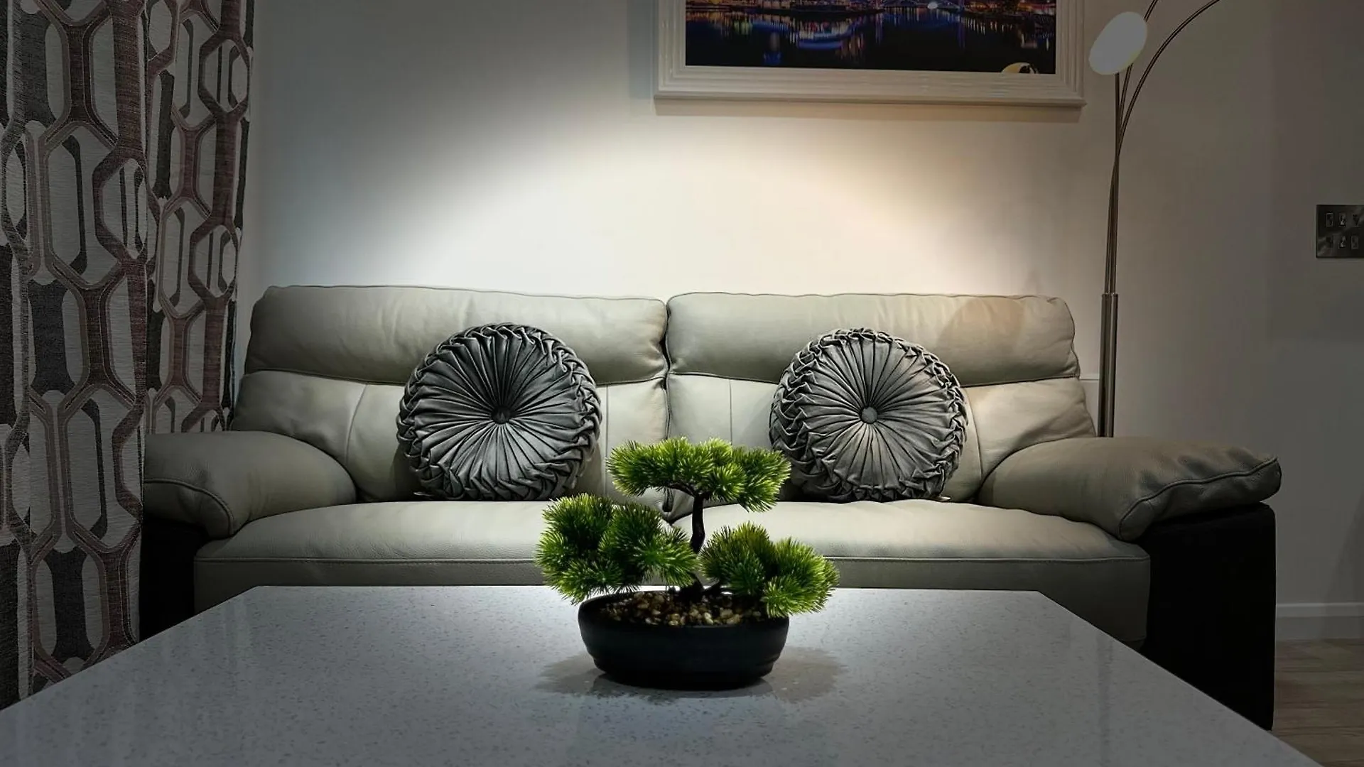 Aqua Dream Luxury Apartment-Coyles Place At Portland 88 Belfast 0*,  United Kingdom